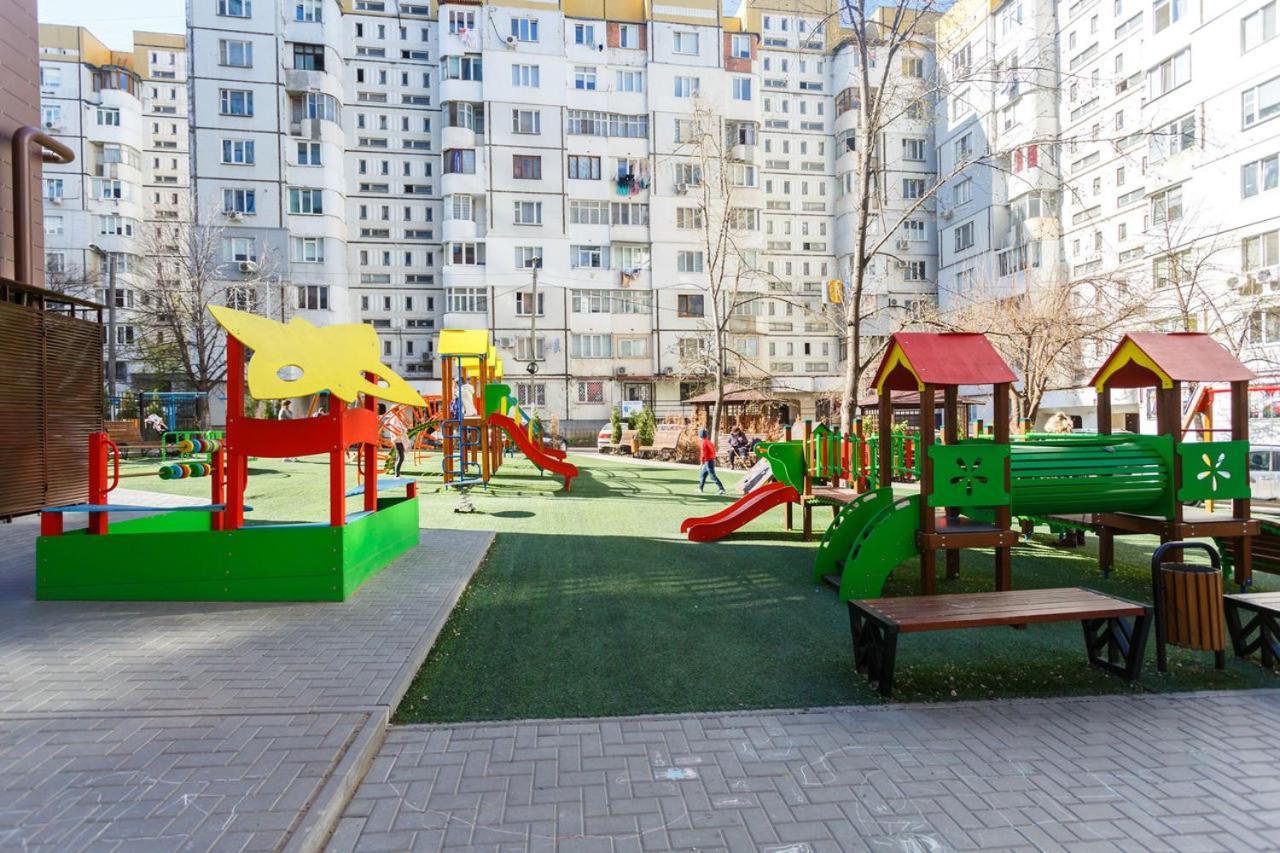 Double Skyhouse Exclusive Apartments Chisinau Ngoại thất bức ảnh