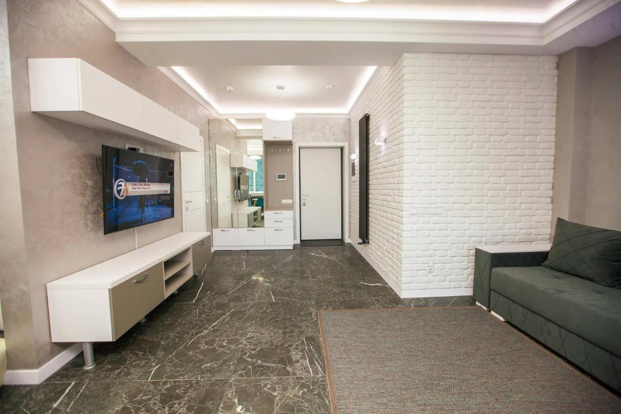 Double Skyhouse Exclusive Apartments Chisinau Ngoại thất bức ảnh