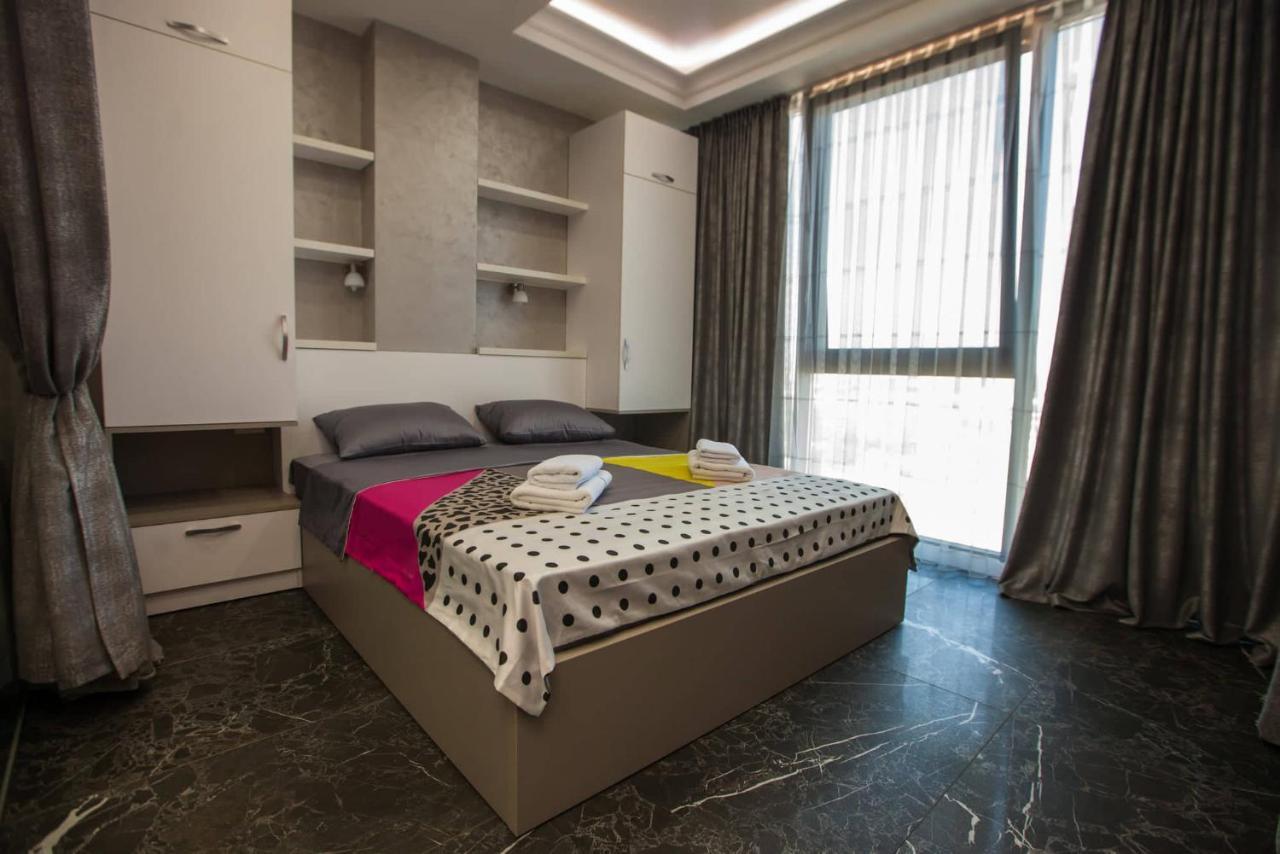 Double Skyhouse Exclusive Apartments Chisinau Ngoại thất bức ảnh