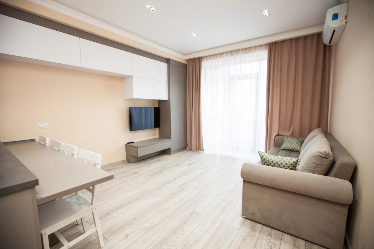 Double Skyhouse Exclusive Apartments Chisinau Ngoại thất bức ảnh