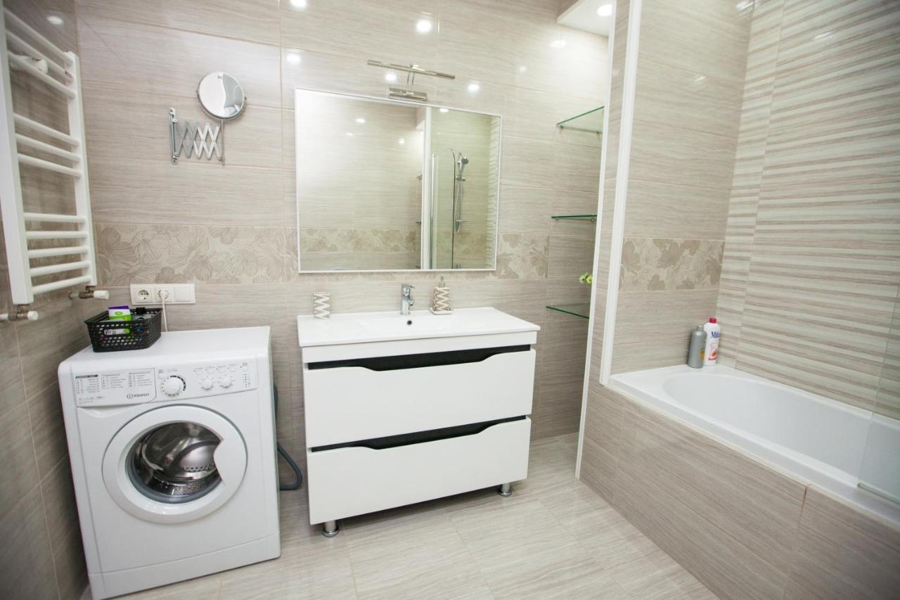 Double Skyhouse Exclusive Apartments Chisinau Ngoại thất bức ảnh