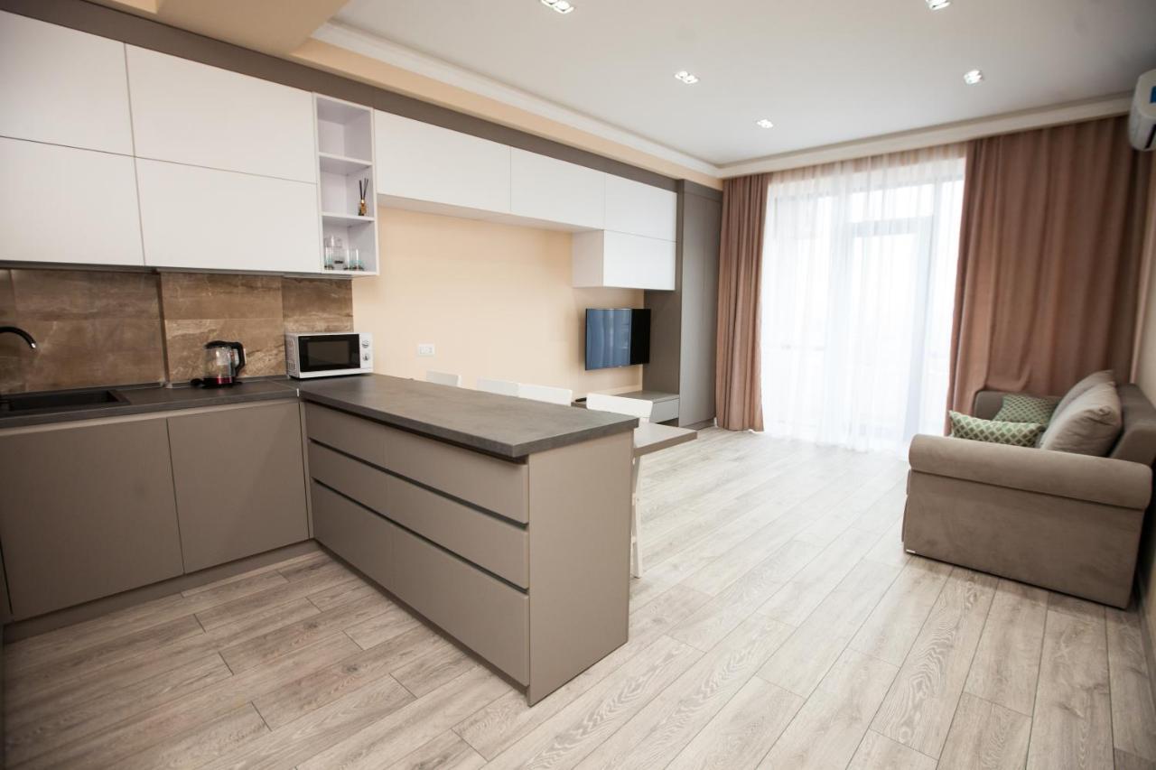 Double Skyhouse Exclusive Apartments Chisinau Ngoại thất bức ảnh